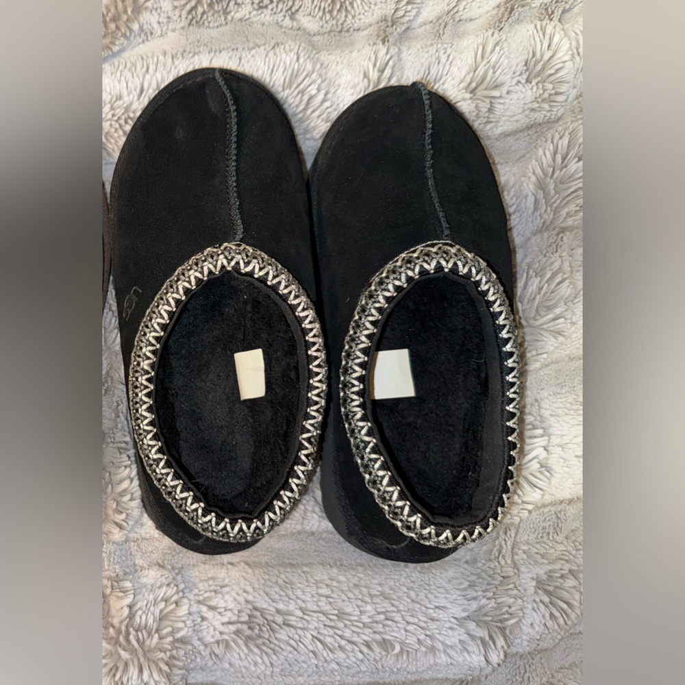 UGG Women's Black Tasman II